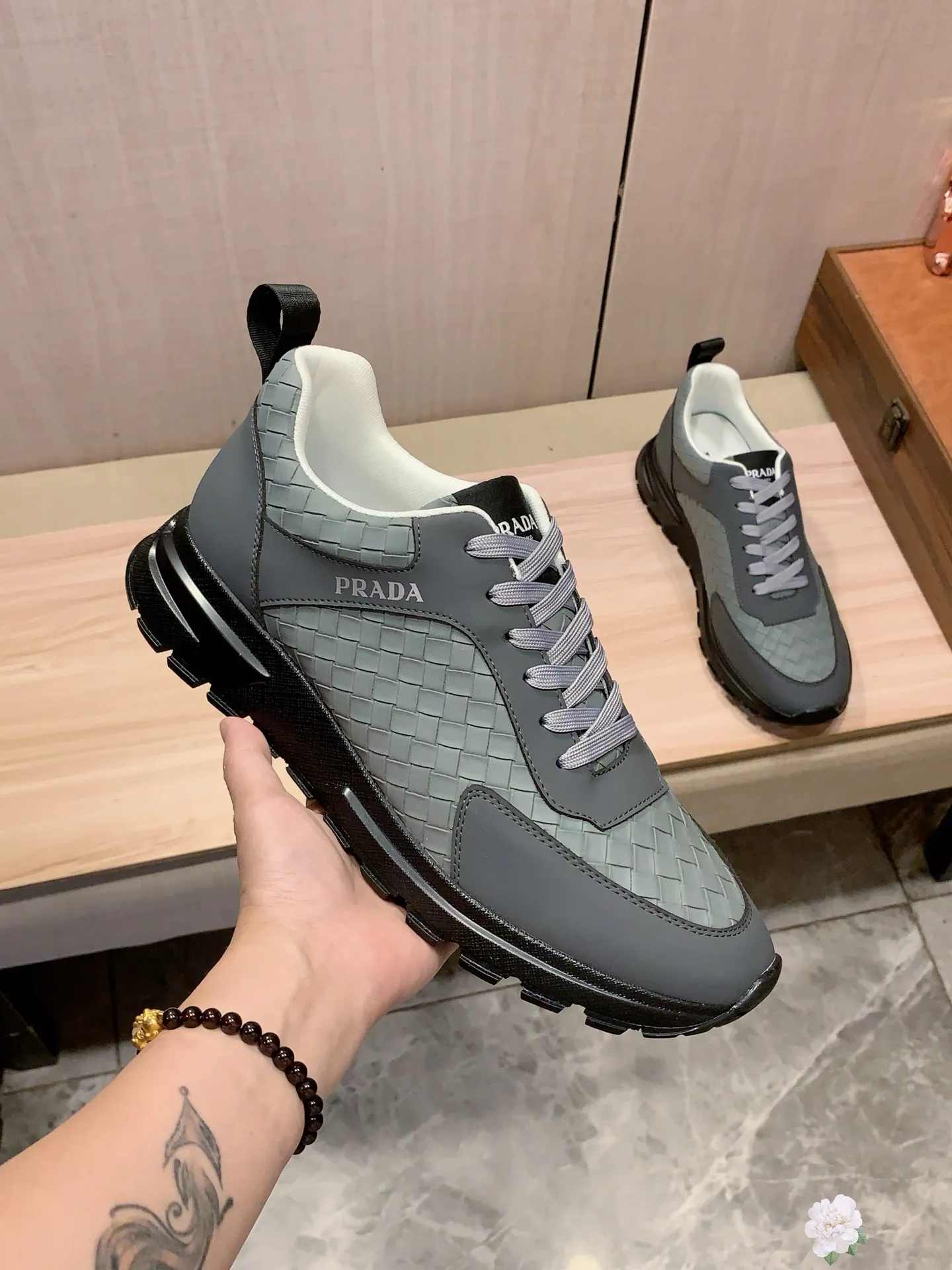 Men's men's shoes💰442💰💰🎩🎩[Lightning][Lightning] "PRADA*" The latest and most popular casual shoes, top brand [seduce] luxury~purchase, top~quality. [Strong] The upper is made of imported breathable cowhide with material ➕ breathable sheepskin feet (•) and fine workmanship. The original stylish and stylish soft rubber wear-resistant and non-slip outsole is light and comfortable on the feet. The real thing looks better when photographed in person. No. 0121: Code: 38-44, 3️⃣ colors selected